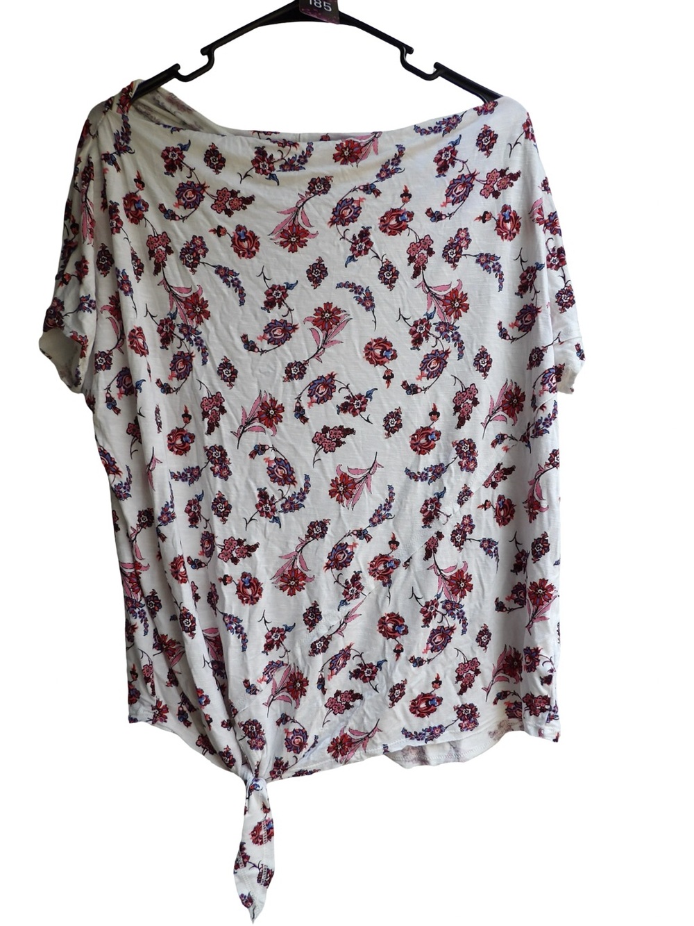 Maurices White Short-Sleeve Floral Tie-Hem Top with Pink & Red Flowers